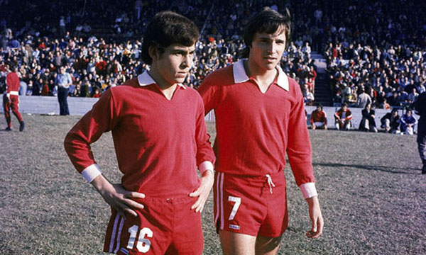 Ricardo Enrique Bochini y Daniel Bertoni, dos glorias de Independiente.