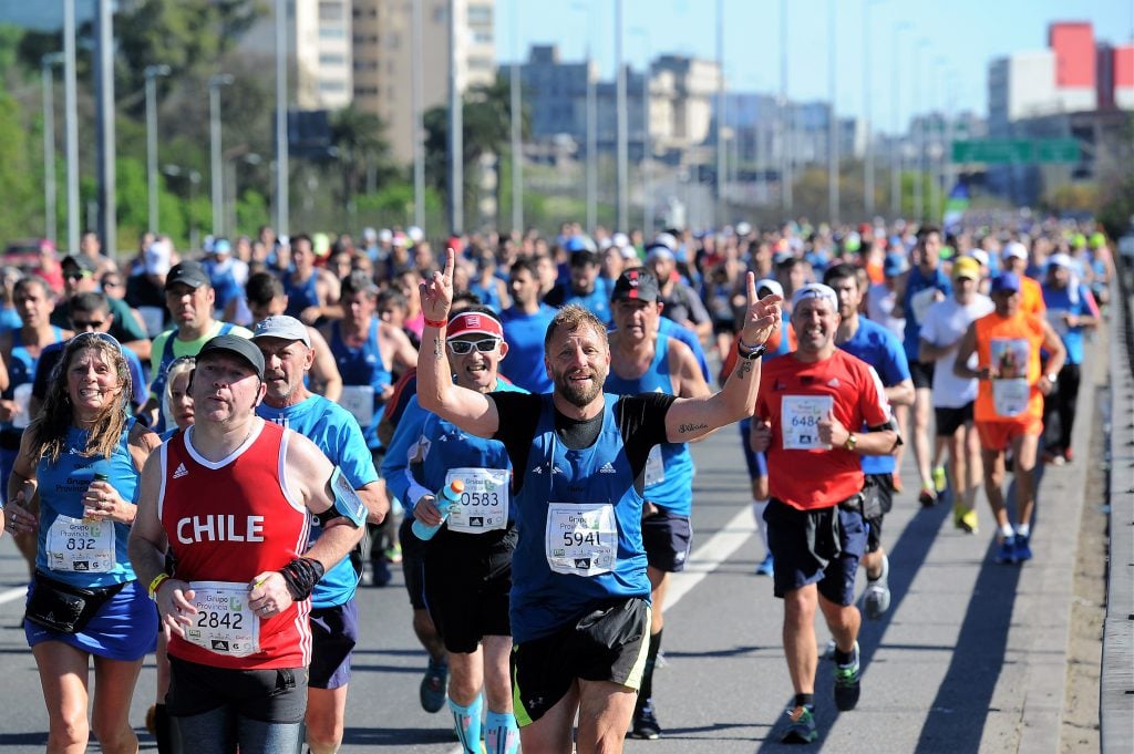 Miles de amantes del running ganaron las calles de Buenos Aires. Foto: Télam/ Luciana Granovsky.