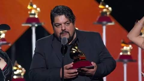  El marplatense Manuel Moreno, ganó un Grammy Latino por ser el autor de la "Mejor canción de regional mexicana: "Ataúd", para Los Tigres del Norte. 