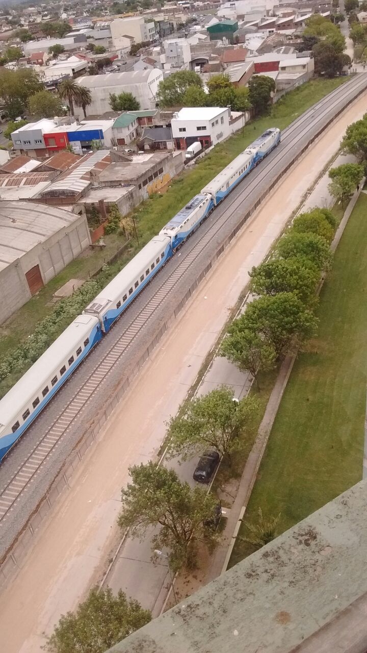 Vuelve a correr esta temporada el tren Mar del Plata-Plaza Constitución. Se realizaron pruebas y estiman que se trasladarán 20 mil pasajeros durante el verano 