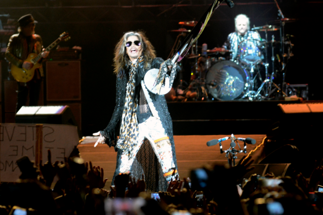 Aerosmith hizo vibrar al Estadio Único con sus clásicos