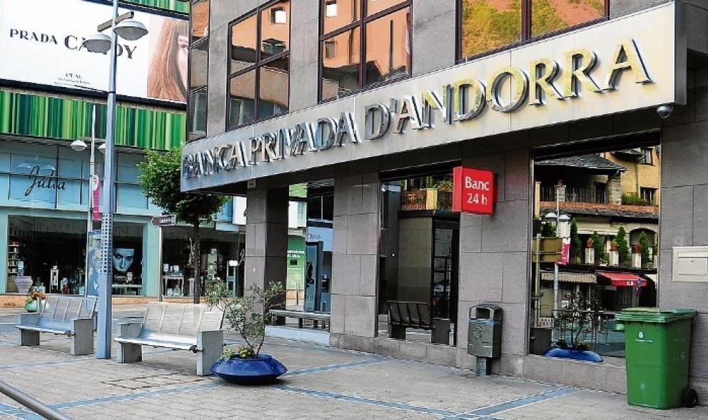 La banca de Andorra cada vez más estricta. Allí quedó el dinero de decenas de marplatenses que viajan a menudo con el deseo de recuperar lo depositado en Mar del Plata.