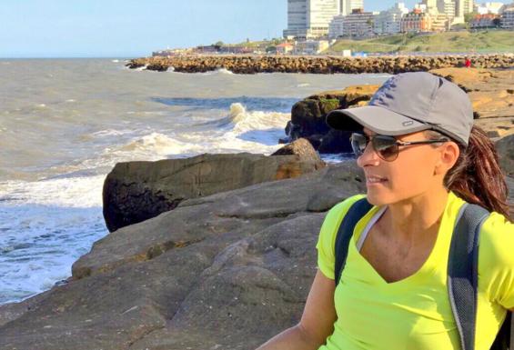 Gabriela Sabatini disfruta de Mar del Plata - La Capital de Mar del Plata (Comunicado de prensa)