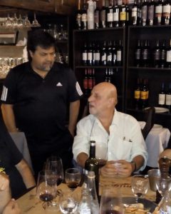 Jugoso diálogo entre Horacio Pagani y Ricardo Caruso Lombardi en Amigos. El entrenador dio su visión sobre los problemas que tendrá Guillermo en Boca. 