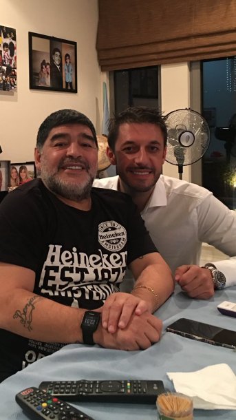 29+ Maradona Y Aguero Son Familia PNG