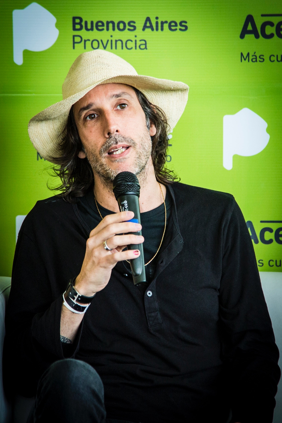El actor Juan Cruz Bordeu participó de las jornadas finales de AcercArte, que se desarrollaron en Parque Camet.