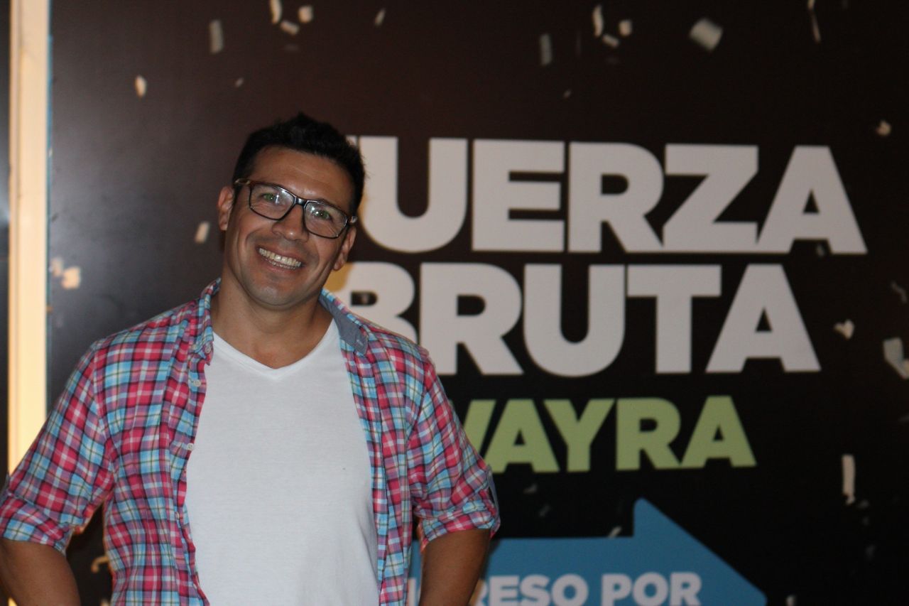 El ex campeón mundial, Sergio "Maravilla" Martínez, no pierde oportunidad de ver espectáculos en la ciudad y asistió a la función de Fuerza Bruta en el Paseo Aldrey.