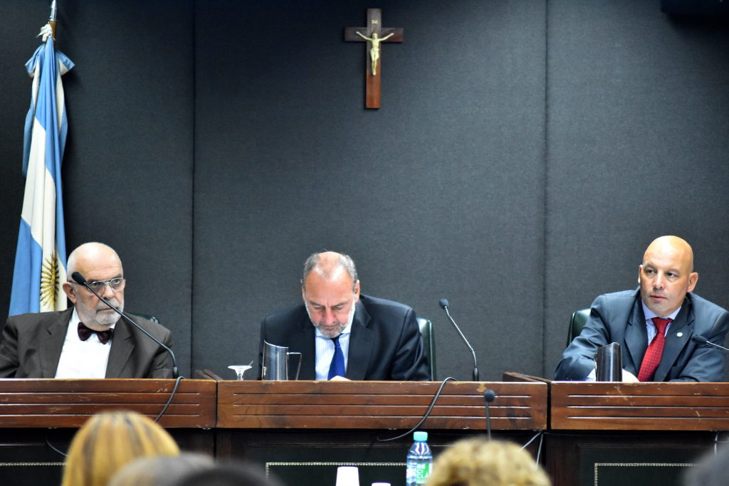 Los jueces Mario Portela, Roberto Falcone y Bernando Bibel.
