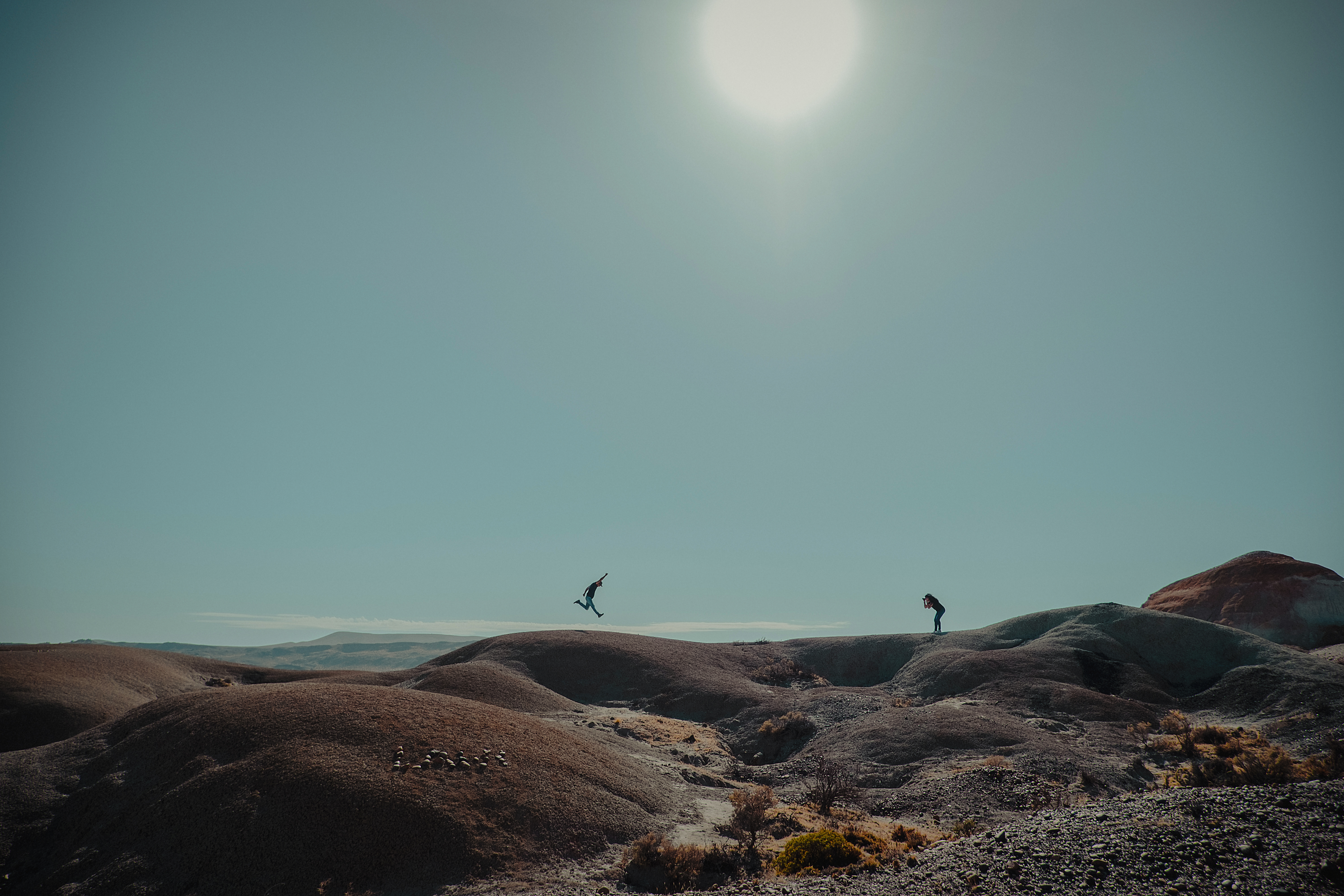 Vistas narrativas: Trelew y su desierto es "tierra de dinosaurios". Imágenes más inmersivas y conscientes, donde el espectador siente que "entra" en la escena, cuentan su historia de una forma distinta. Foto: RoxiRosita / Getty Images.