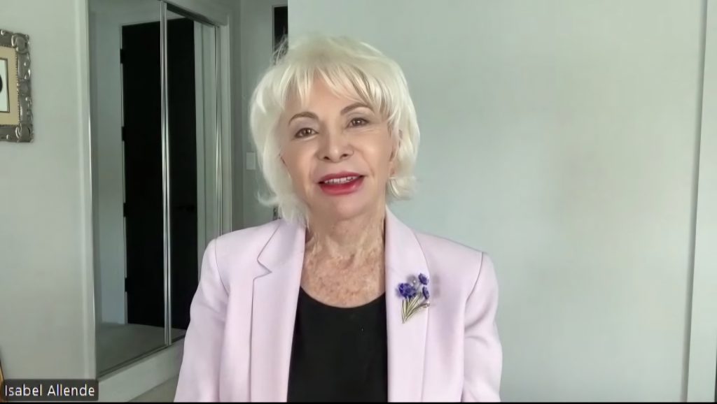 Isabel Allende, durante la rueda de prensa virtual.