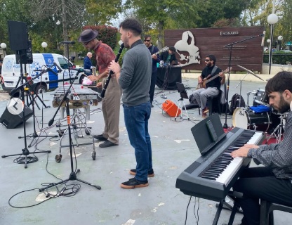 En la Plaza del Agua.