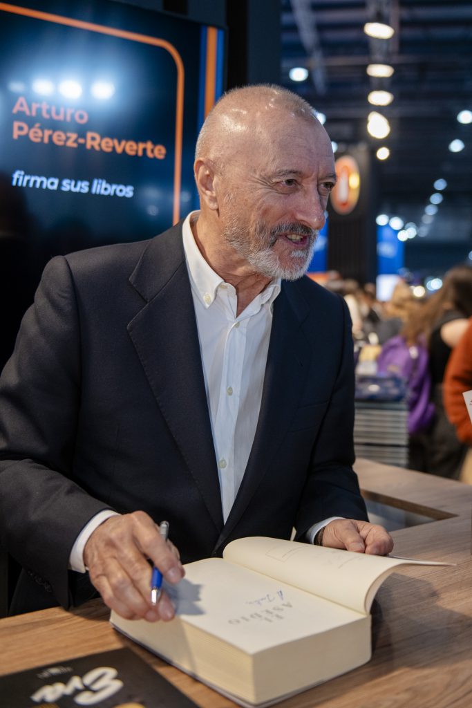 Péréz-Reverte. 