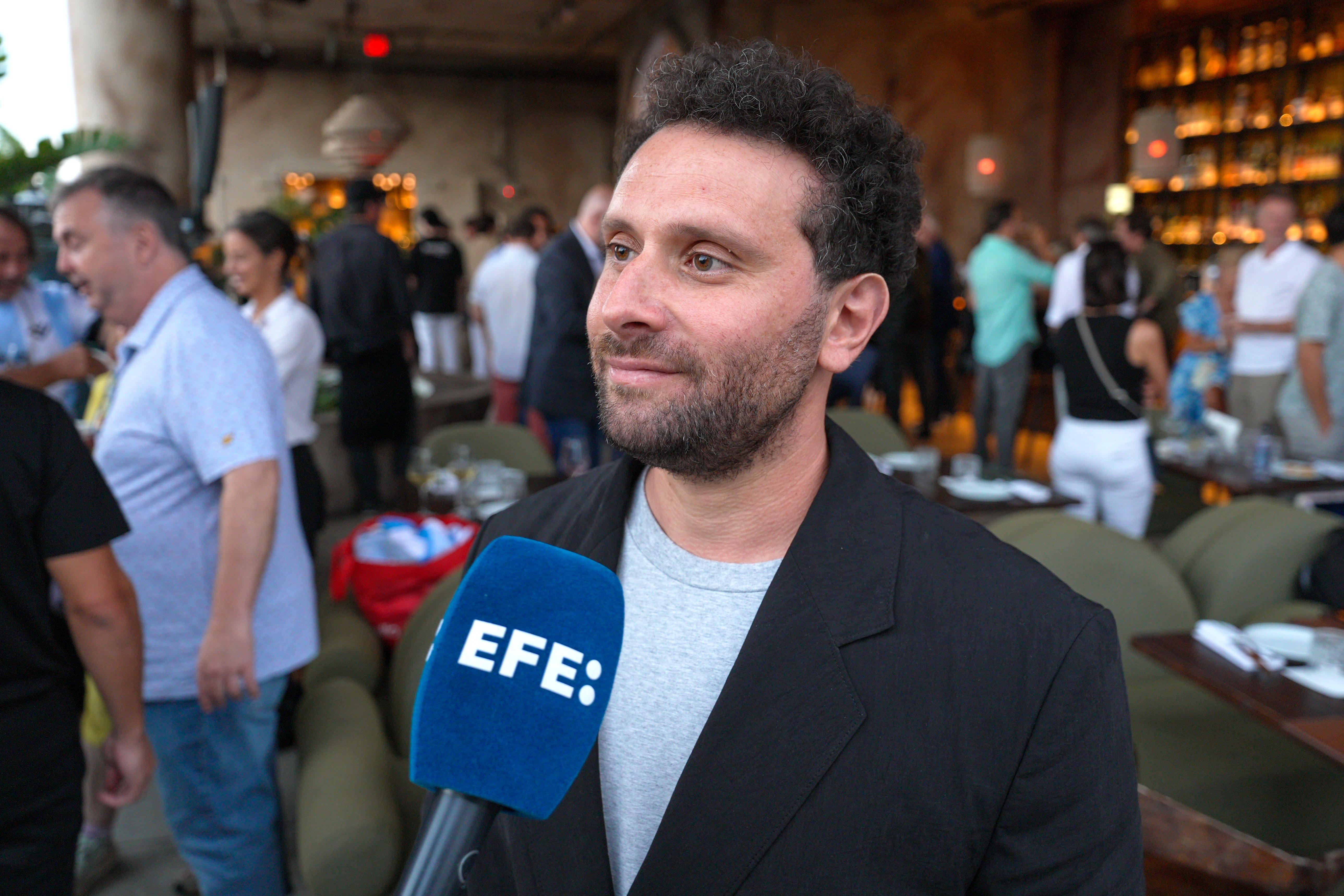  Diego Díaz, habla en una entrevista con EFE, en Miami. Foto: EFE | Alberto Boal. 