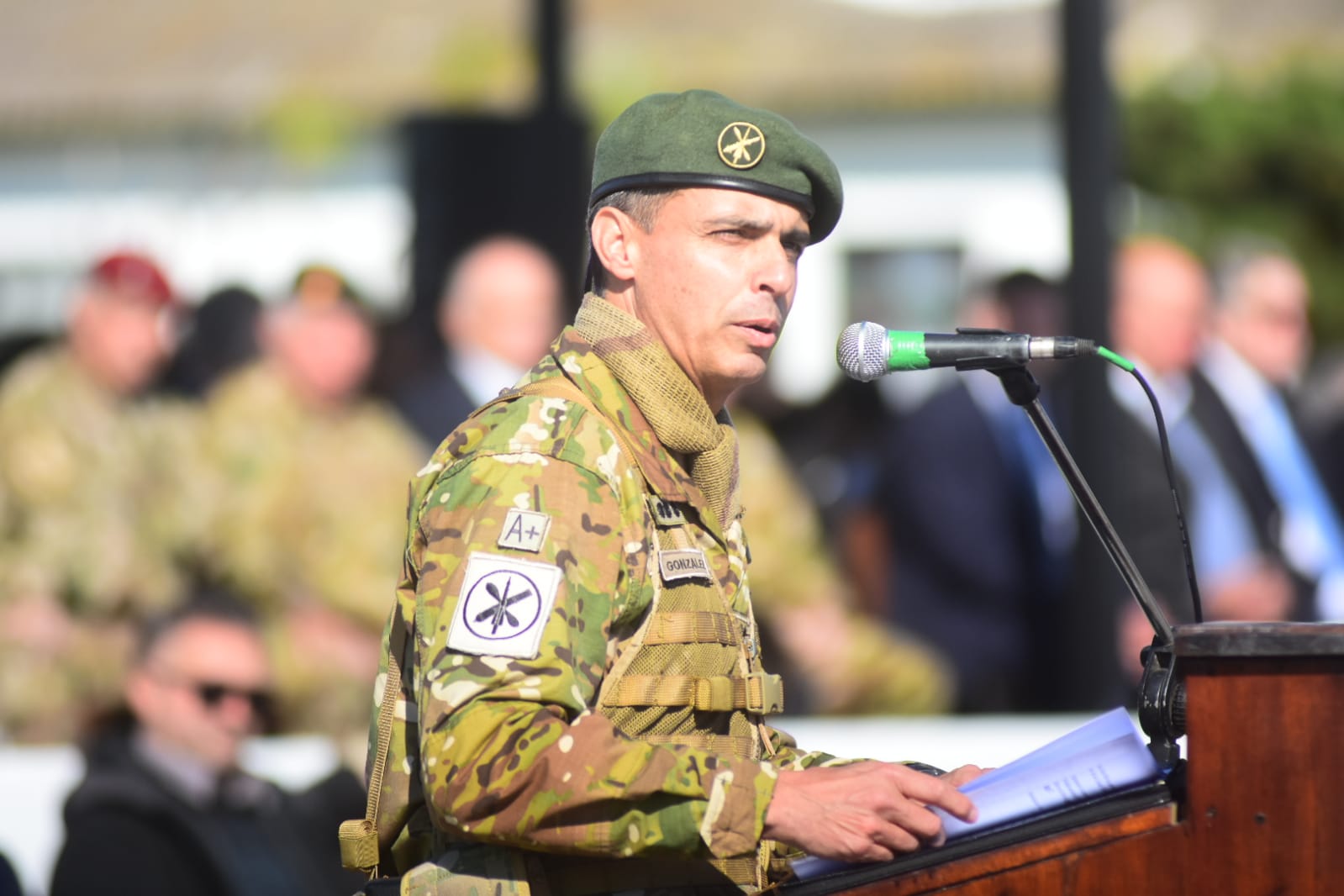 El jefe de la Agrupación de Artillería Antiaérea de Ejército 601-Escuela, Germán González. 