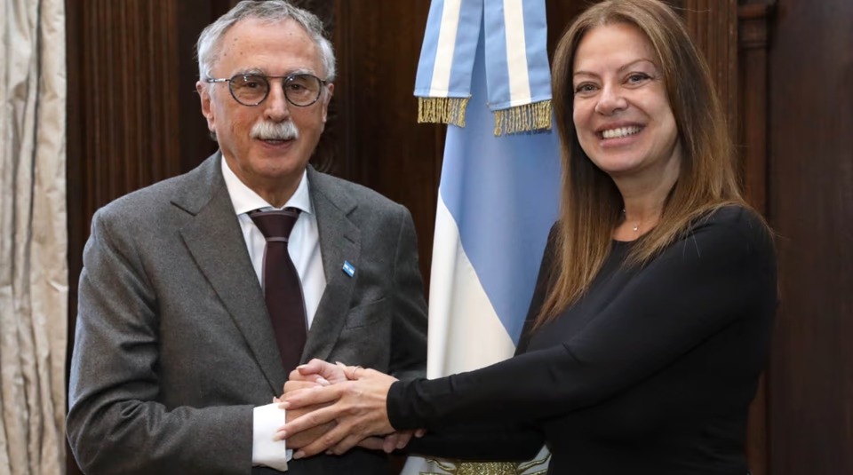 Lugones y Pettovello. 