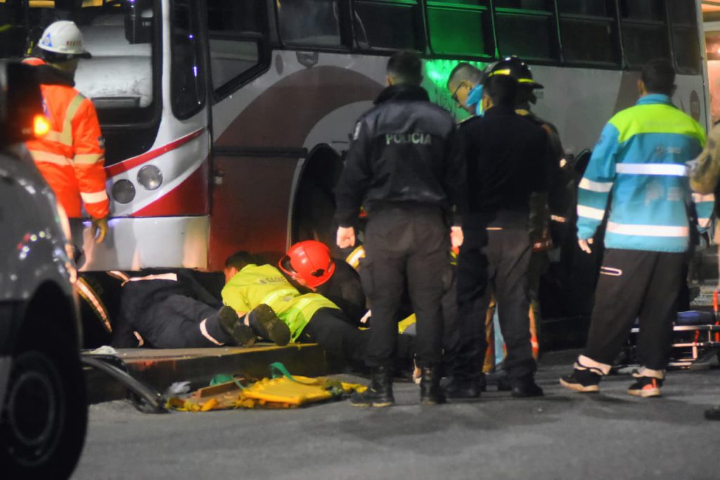 Collective took off on the coast and hit several people: a dead woman