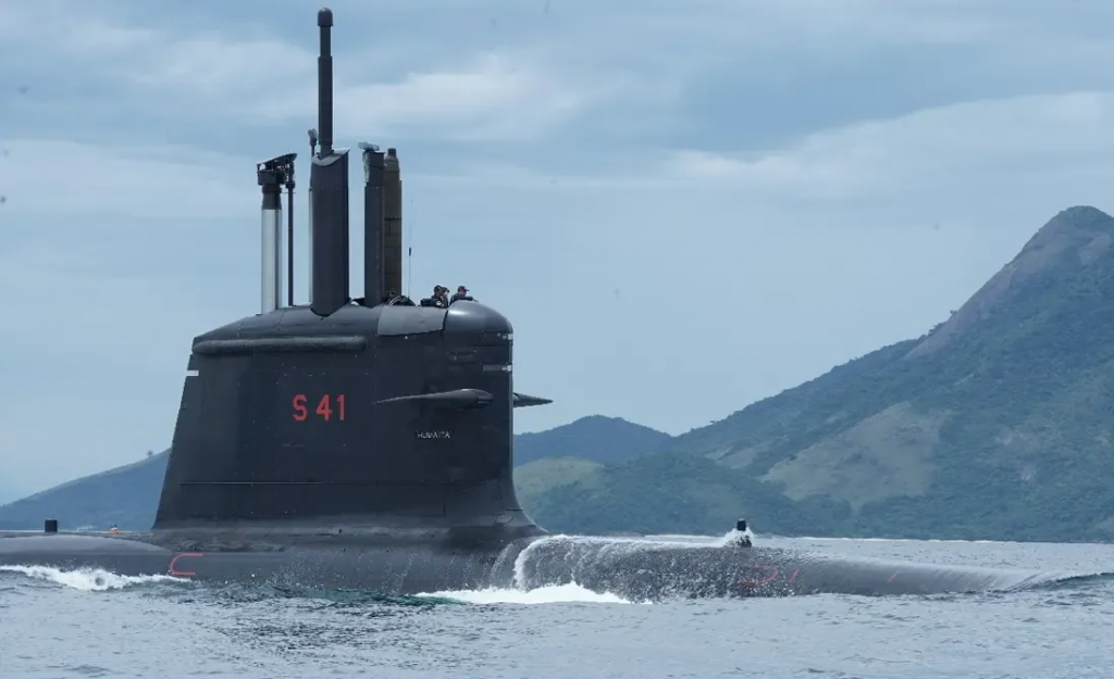 El submarino brasileño 'Humaitá' (S41), incorporado en 2024, realizará su primer despliegue internacional durante el ejercicio binacional.