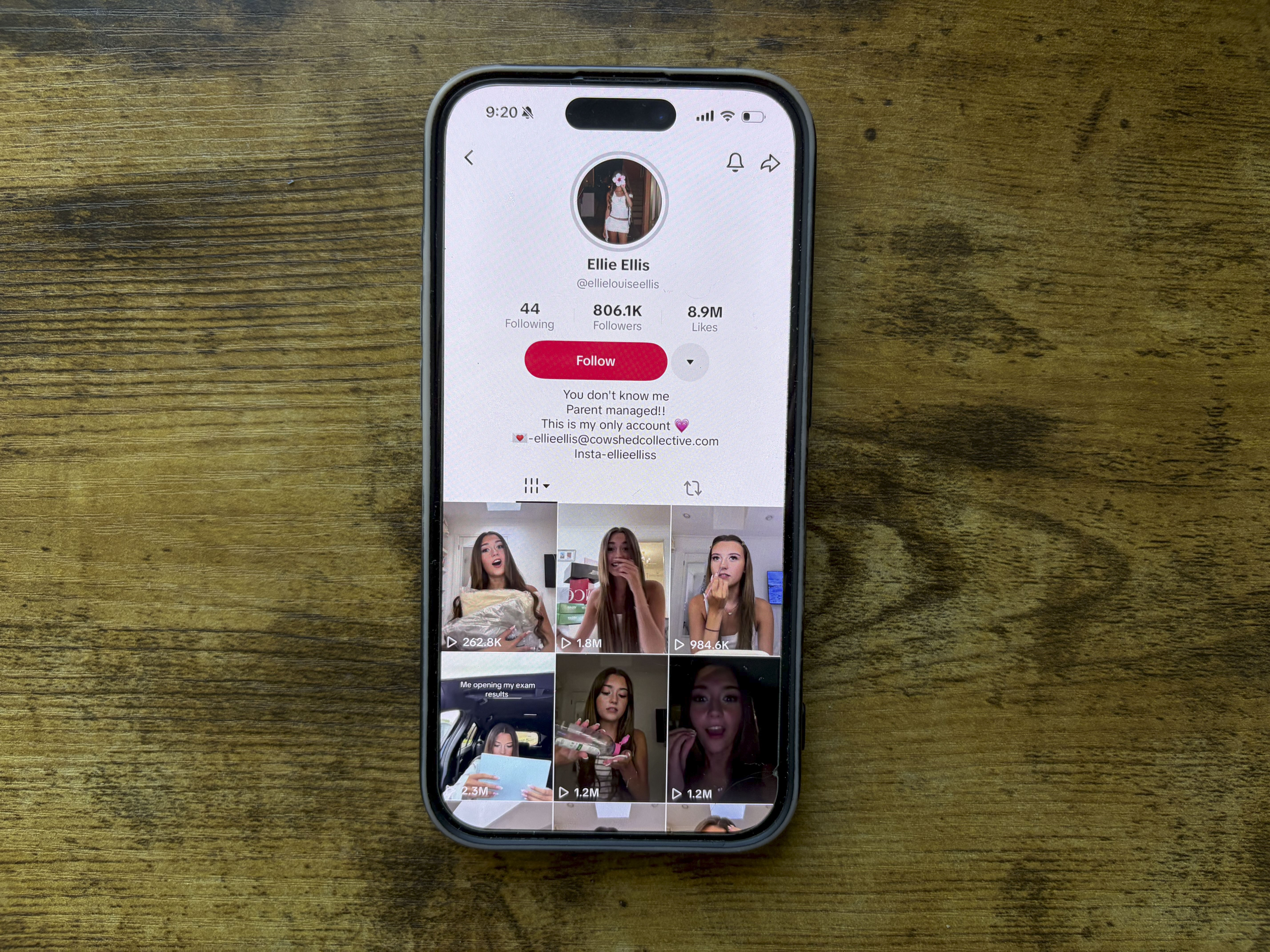 Las agencias de representación y las marcas de cosméticos pugnan por la atención de Ellie Ellis, convencidas de que puede convertirse en la nueva 'influencer' británica de moda. Foto: EFE.