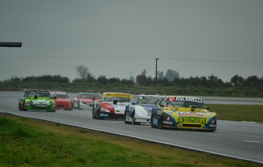 Foto: Prensa TSC Como a lo largo de todo el fin de semana, Ariel Durán y su Chevy adelante de todos.