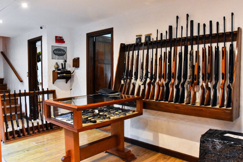 ARMAS 06