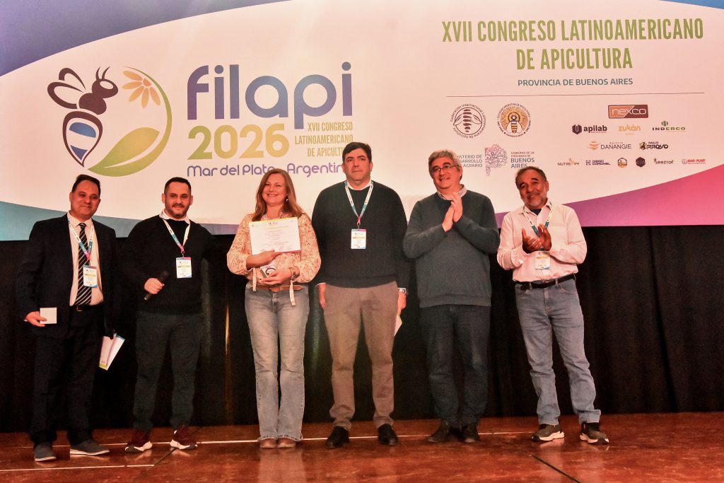 Una producción bonaerense se llevó el oro en la categoría "Miel clara".