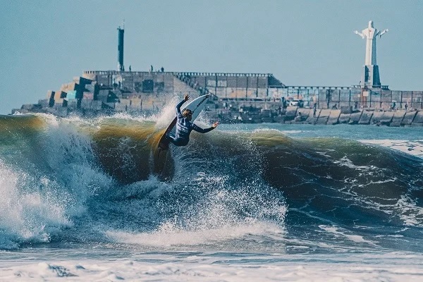 Nacho-Gundesen_Rip-Curl-Pro-Playa-Grande_@jony.paz-1