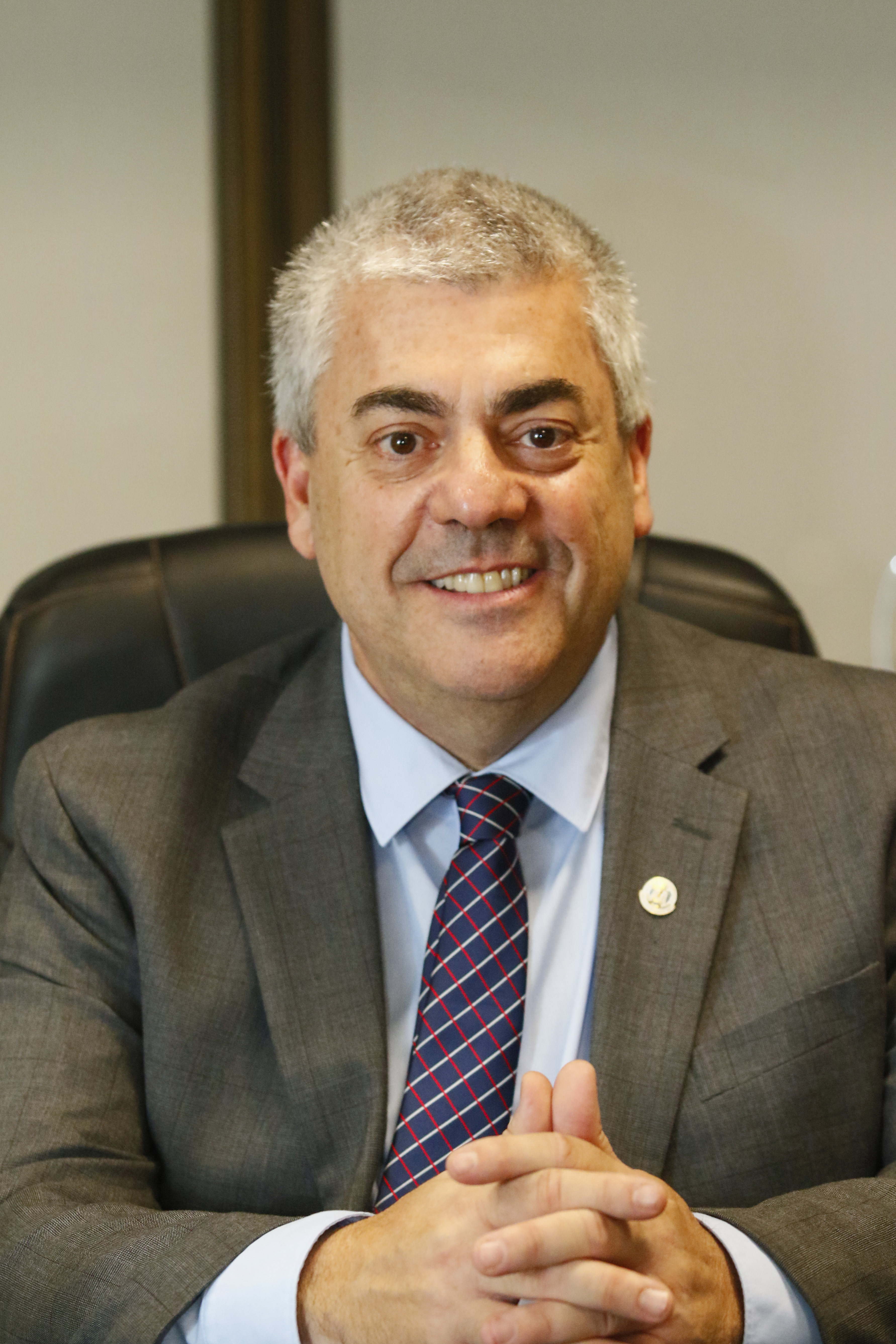 El presidente de la Delegación Mar del Plata del Colegio de Escribanos, Carlos Martín Pagni.