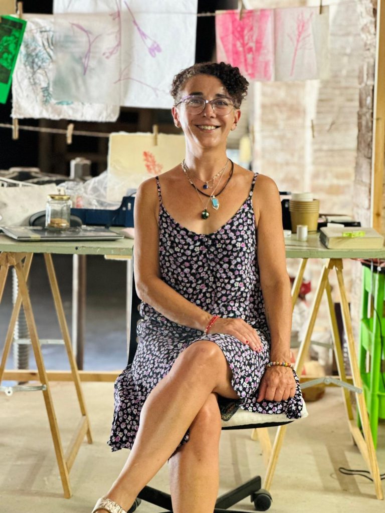 La artista, investigadora y docente Andrea Brunotti se define como "indisciplinada".