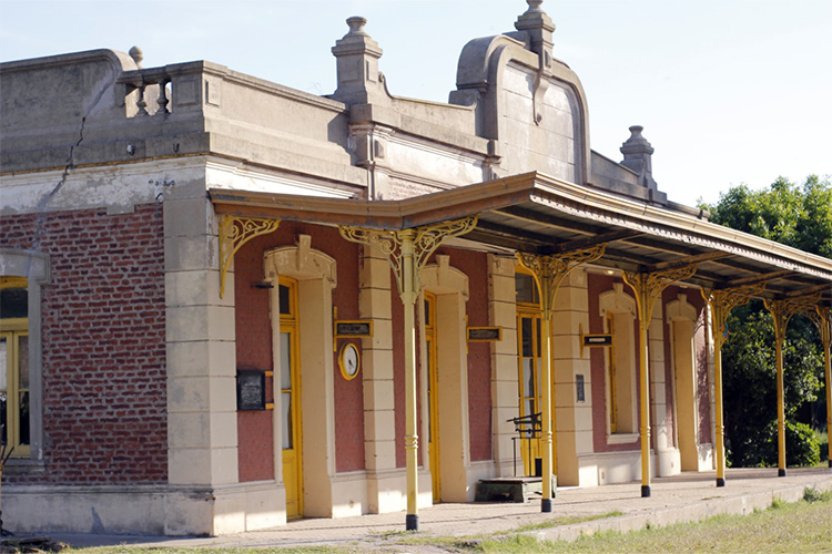 Estación Pla - ALBERTI