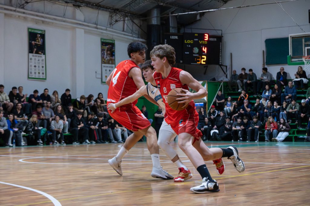 Photo: Diario La Capital de Mar del Plata Bahía Blanca venció a Necochea 95-68 en el Provincial U17