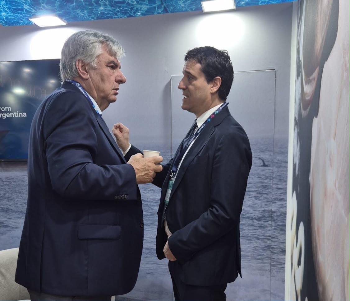 Abad y Antonio López Cazorla, subsecretario de Pesca de la Nación.
