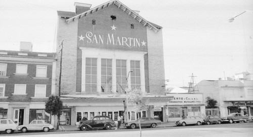 El cine San Martín, ubicado en Avenida Independencia 2767.