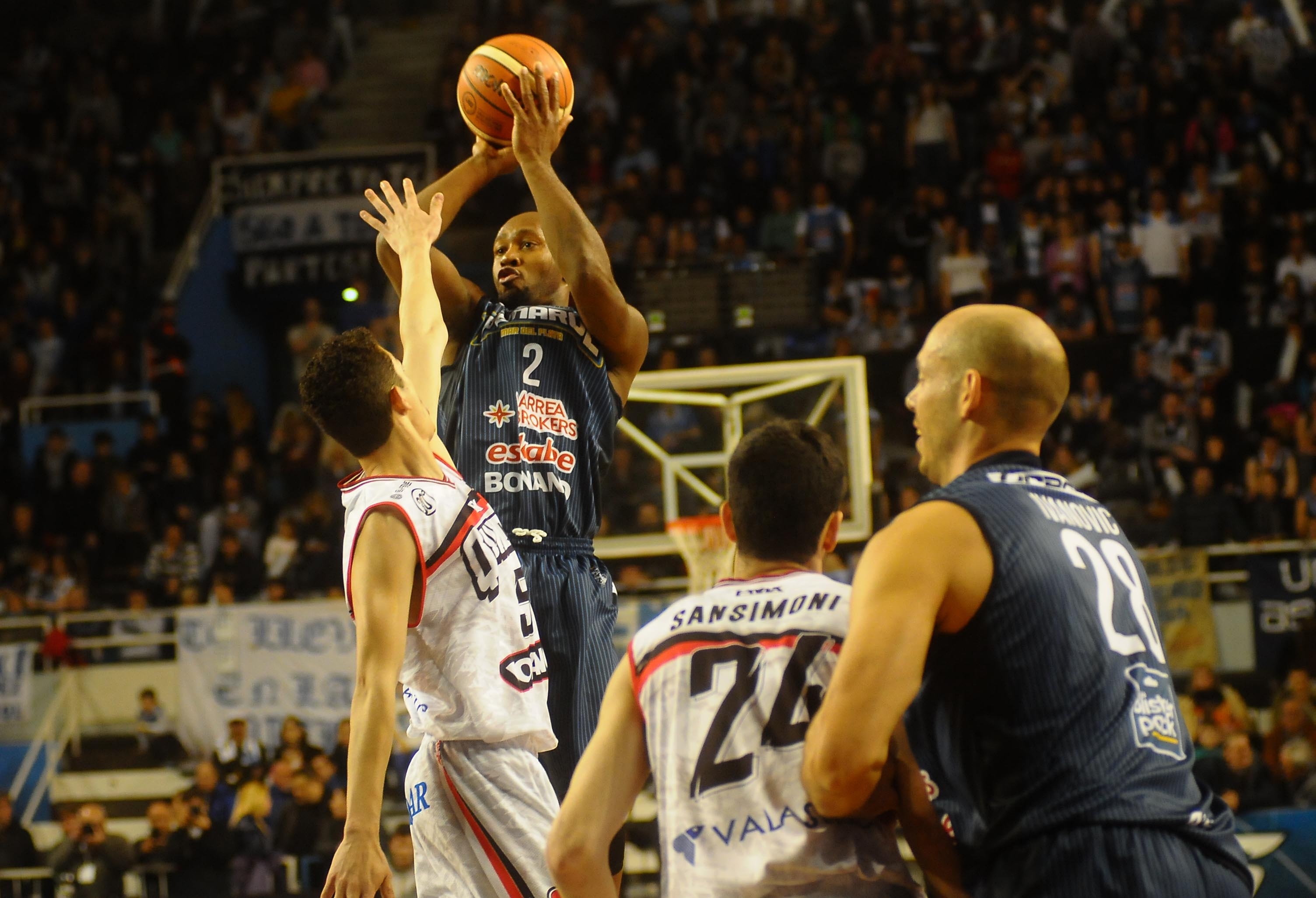 Rob Reed la dejó chiquita contra Quilmes y después falló mucho ante Hispano Americano. Hoy buscará brindar una imagen que se acerque a la real.