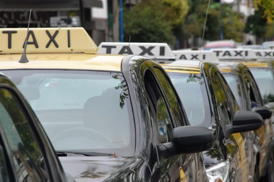 La Comisión De Transporte Aprobó El Aumento En La Tarifa De Taxis De Un 22 Diario La Capital 8773