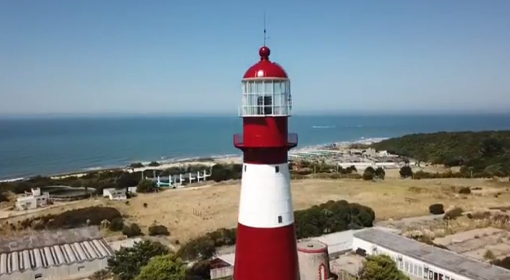 el-faro-de-punta-mogotes-resplandece-m-s-que-nunca-diario-la-capital
