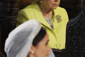 zzzzinte1 Britain's Queen Elizabeth II looks on during the wedding ceremony of Britain's Prince Harry, Duke of Sussex and US actress Meghan Markle in St George's Chapel, Windsor Castle, in Windsor, on May 19, 2018. / AFP PHOTO / POOL / Jonathan Brady zzzz