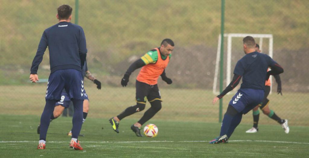 Fernando Telechea anotó un tanto en la goleada de Aldosivi frente a Quilmes (Foto Sergio Biale / Club Aldosivi)