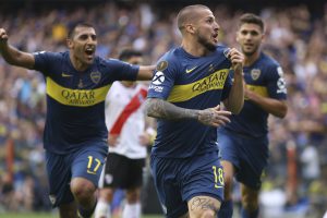 zzzznacd2NOTICIAS ARGENTINAS BAIRES, NOVIEMBRE 11: El delantero de Boca Dario Benedetto festeja el segundo gol ante River en el partido de ida de la final de la Copa Libertadores. Foto NA: DAMIAN DOPACIOzzzz