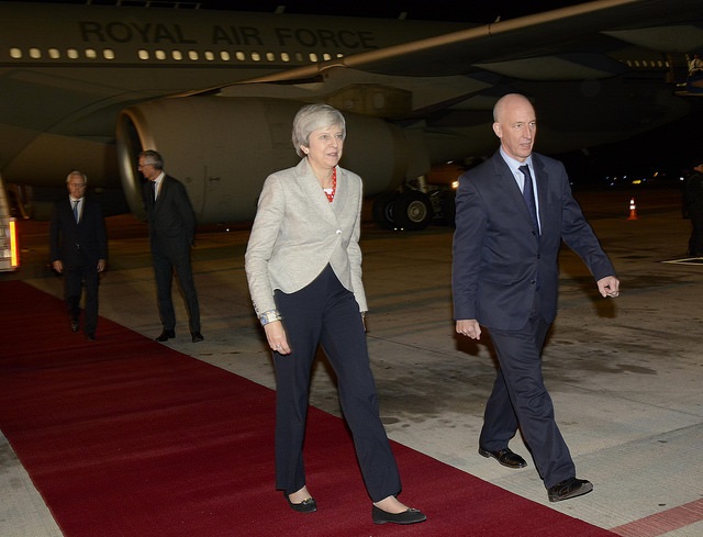 Llegada de Theresa May, primera ministra del Reino Unido.