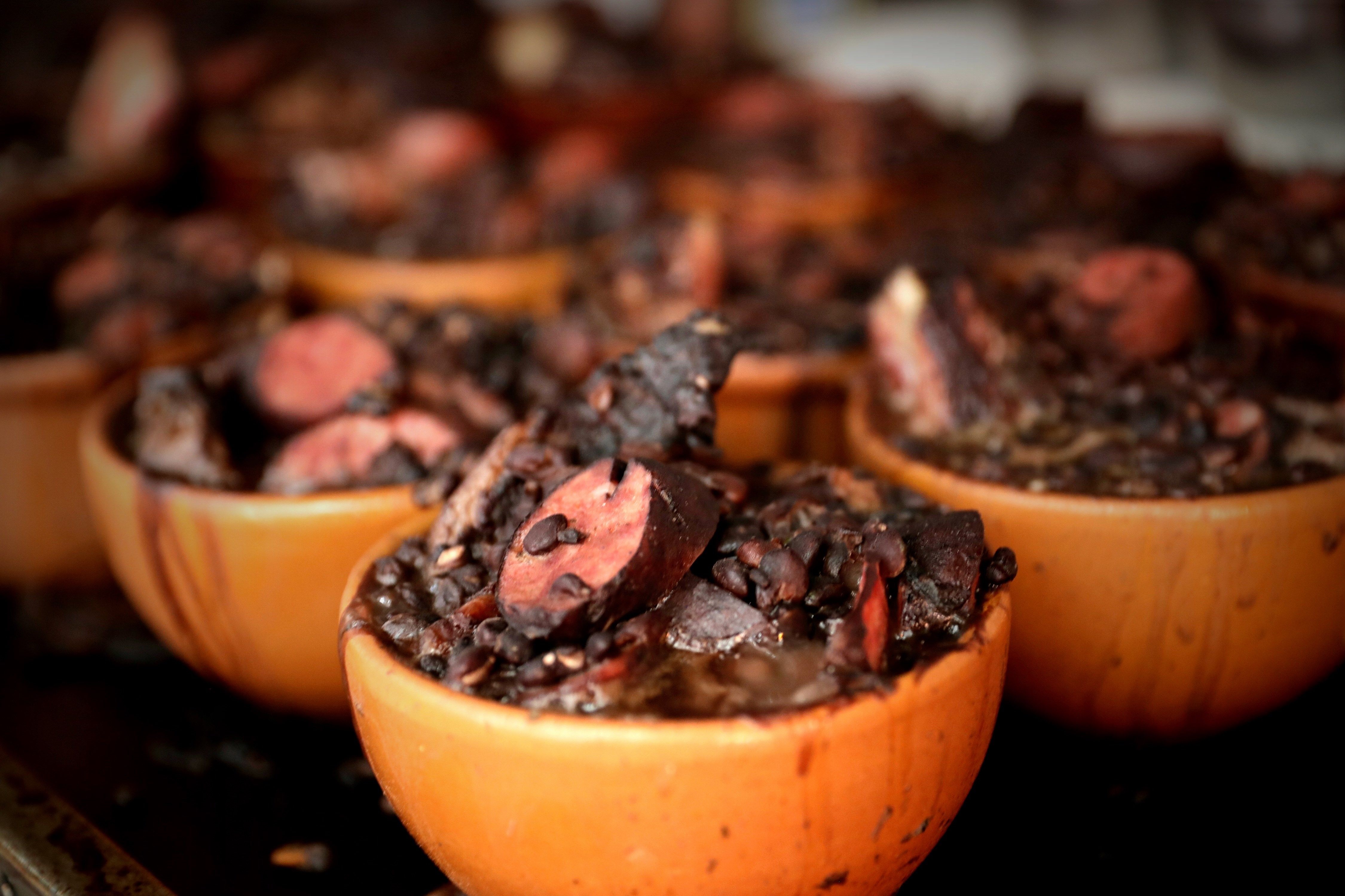 Feijoada, plato típico de la cocina de Brasil. Foto: EFE | Fernando Bizerra.