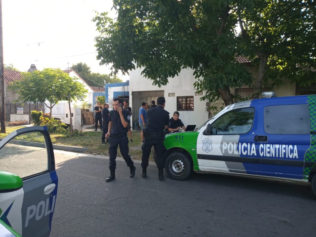 Frente de la casa donde mataron a David Cabral.