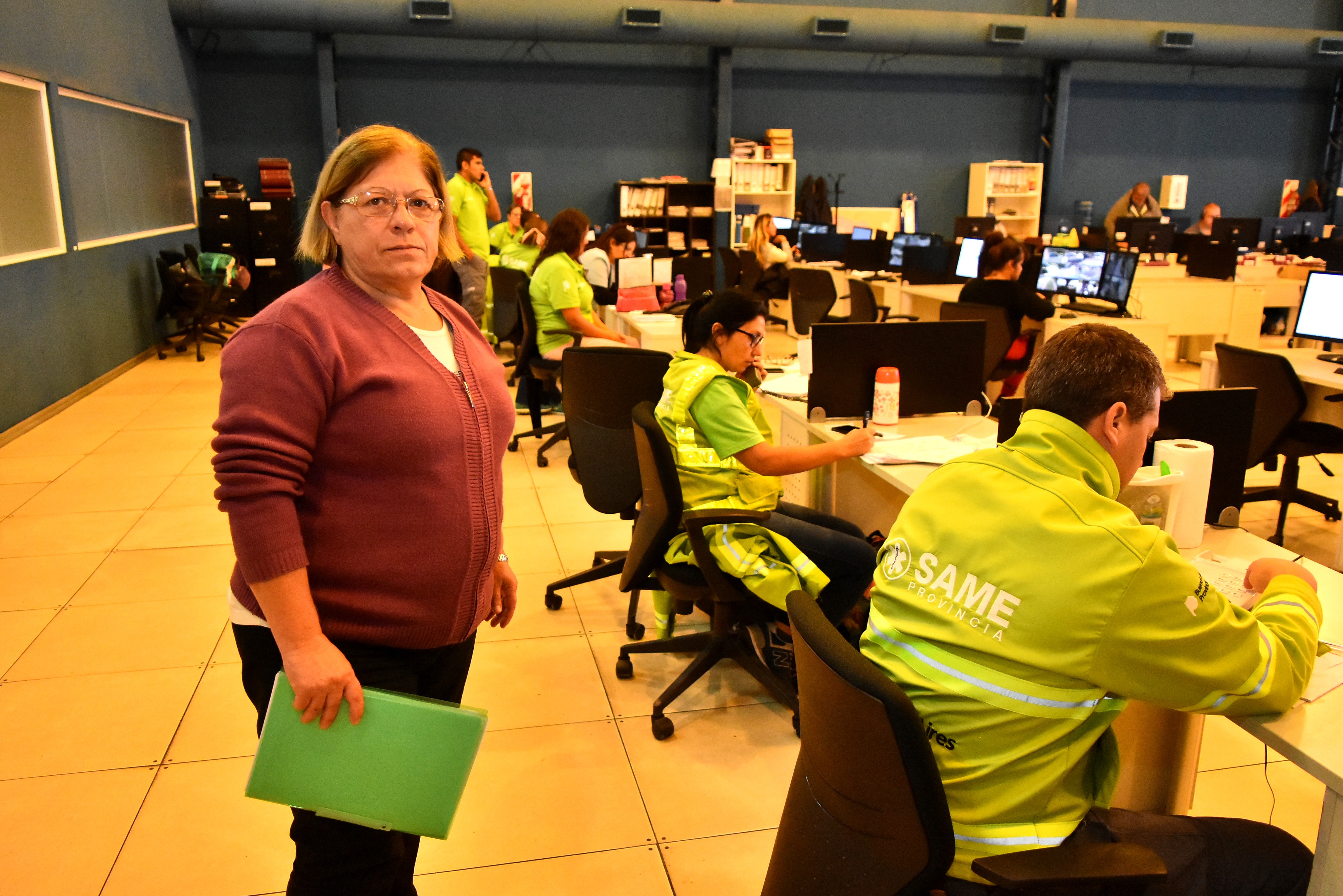 La secretaria de Salud, Viviana Bernabei, en el Centro de Operaciones y Monitoreo.