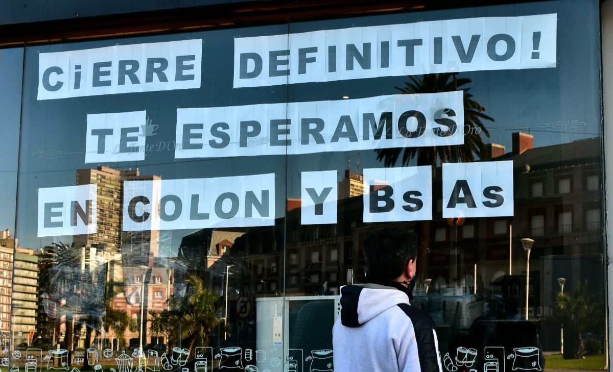 La sucursal de la Fonte D'Oro de Buenos Aires y Belgrano anunció su cierre definitivo.