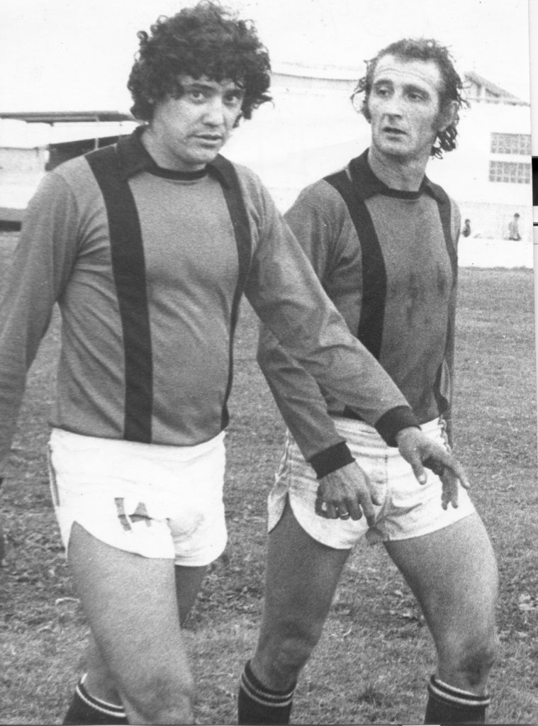 Juan Carlos Touriño junto a Carlos Della Savia. Había jugado en Real Madrid y en la Selección de España. En San Lorenzo no se afirmó.