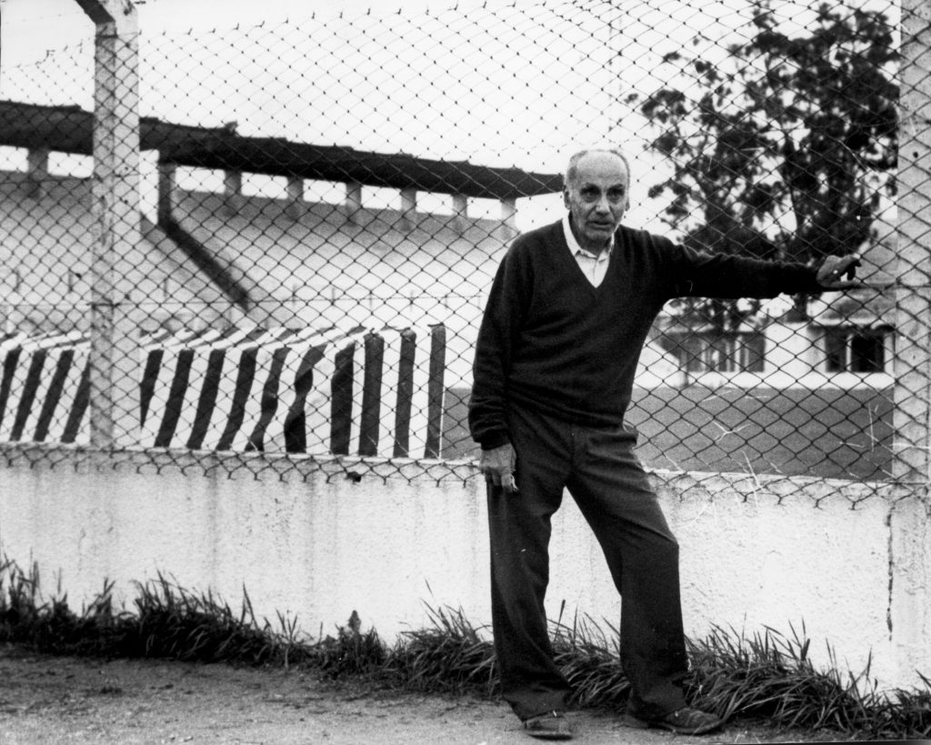 Don Valentín Guerrero, el canchero eterno. Cuidó la cancha de Ministerio y luego el Estadio "San Martín".