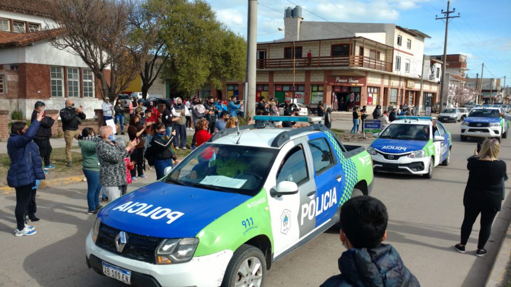En Miramar también hubo una movilización policial este martes frente al Comando de Patrullas, en Avenida 40 entre 9 y 11.