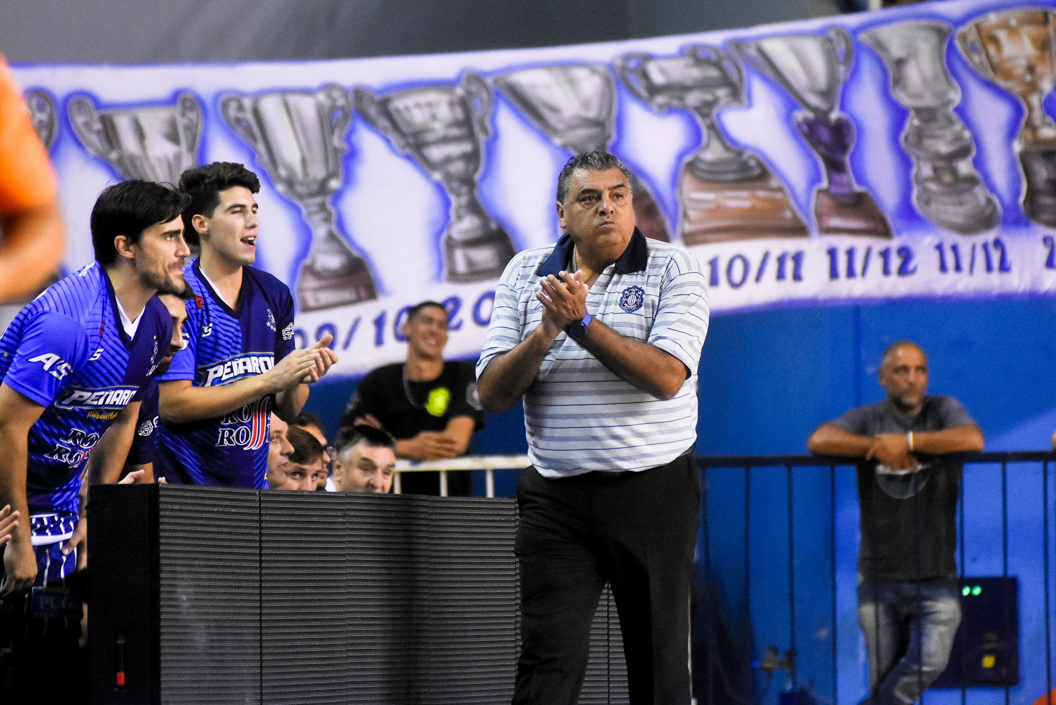 Carlos Romano sostuvo que, dadas las dificultades para traerlos al país, los extranjeros serán un complemento para los equipos.