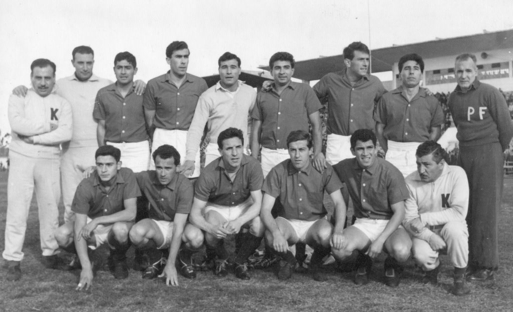 Año 1961, estadio San Martín, selección de Mar del Plata. Roberto y Jorge (abajo, el primero desde la izquierda) y una de las pocas veces que pudieron jugar en un mismo equipo.