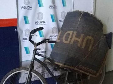 La bicicleta en que el hombre se la llevó.