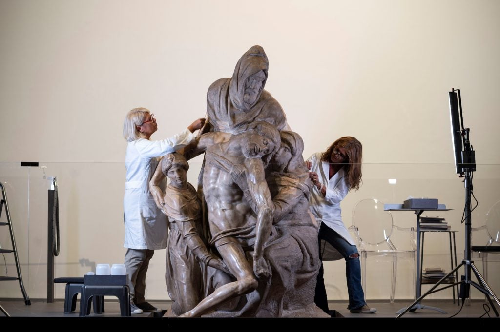 La Piedad Bandini de Miguel Ángel reluce en Florencia tras su restauración